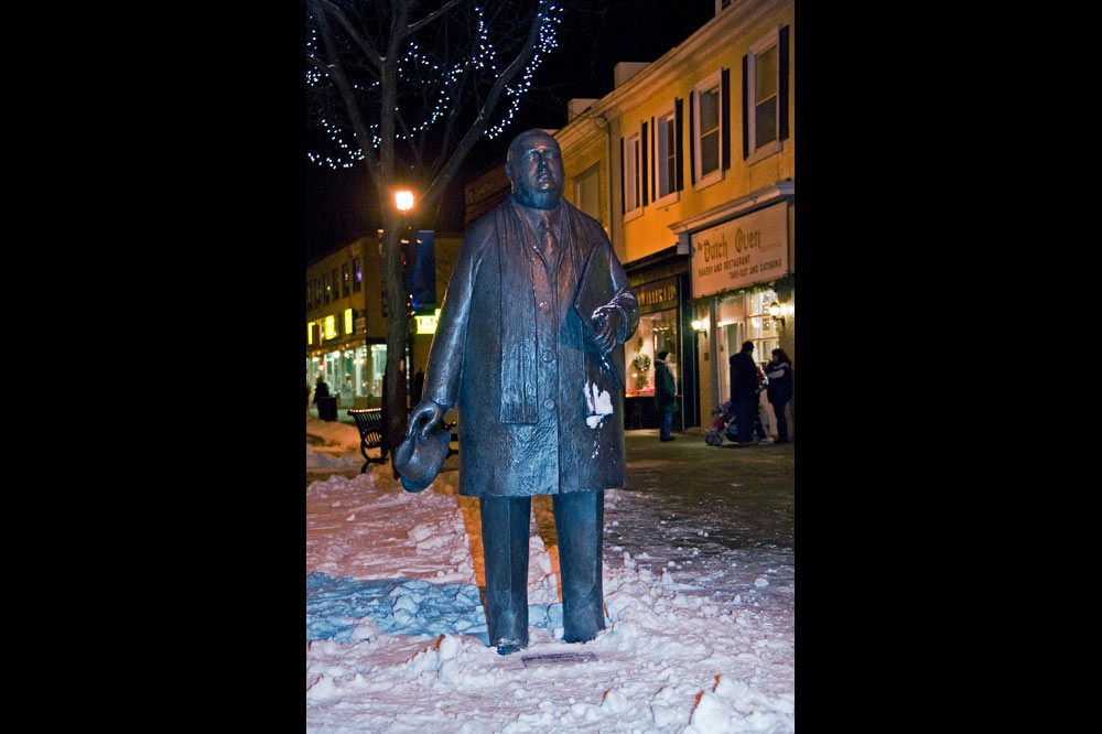 33 Cobourg's Businessman statue December 2007